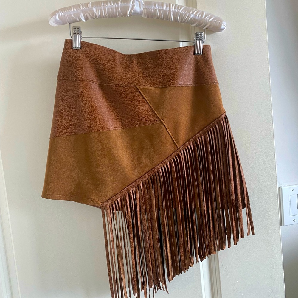 Fringe mini skirt